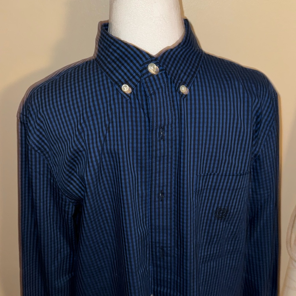 CHAPS blue and black long sleeve button down shirt size medium